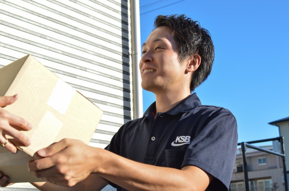 【軽貨物ドライバー】普通免許だけで応募OK／初期投資ゼロで安心!／20代～30代活躍中!