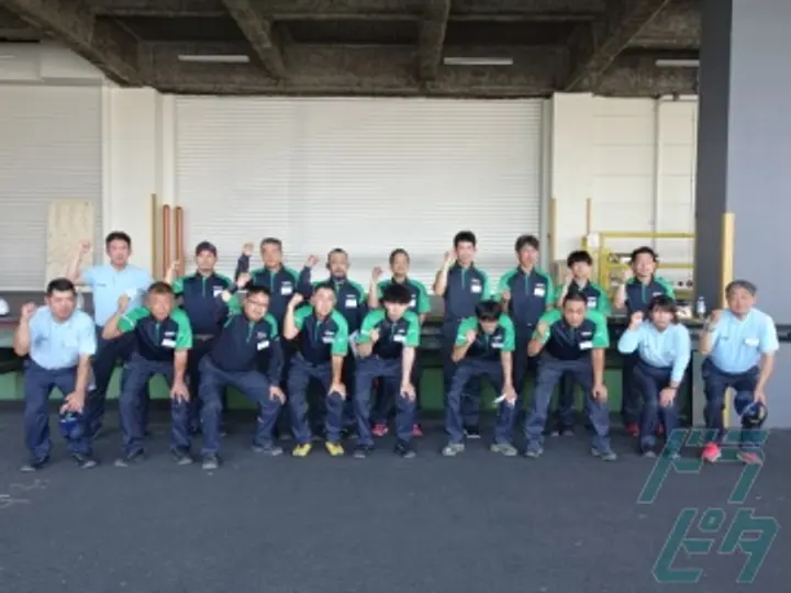 ＼賞与年3回／計90万円の支給実績！日勤で近距離＊中型