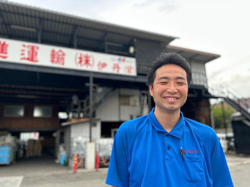 日勤の3tルート配送ドライバー